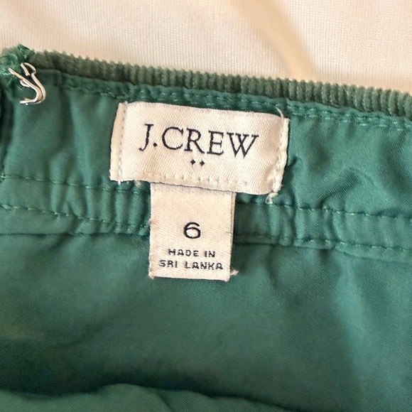 J. Crew Forest Green Corduroy A-Line Skirt Size 6 Button Front Look - Picture 2 of 5